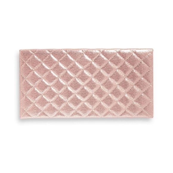 Makeup Revolution Glam Glow Soft Glamour Eyeshadow Palette NEW - Picture 4 of 11